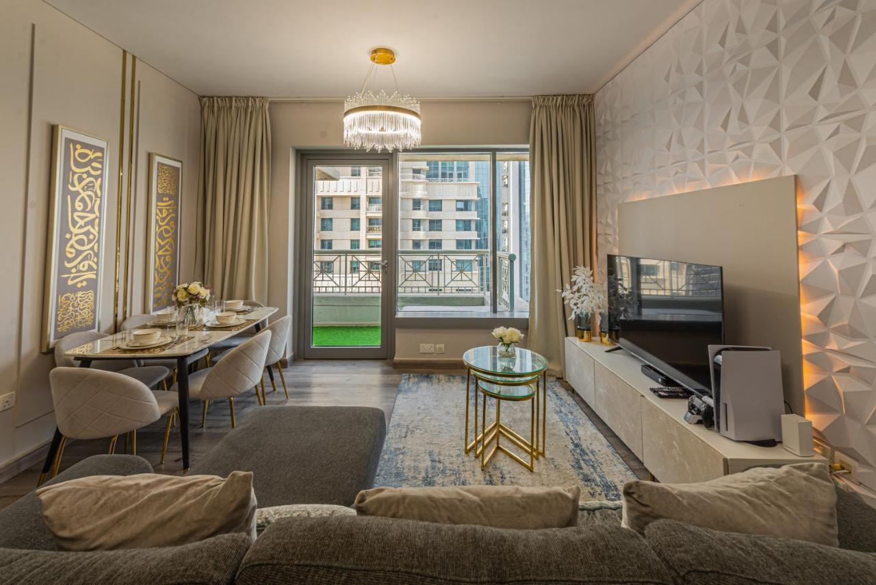 First Class 2Br With Full Burj Khalifa And Fountain View 두바이 외부 사진